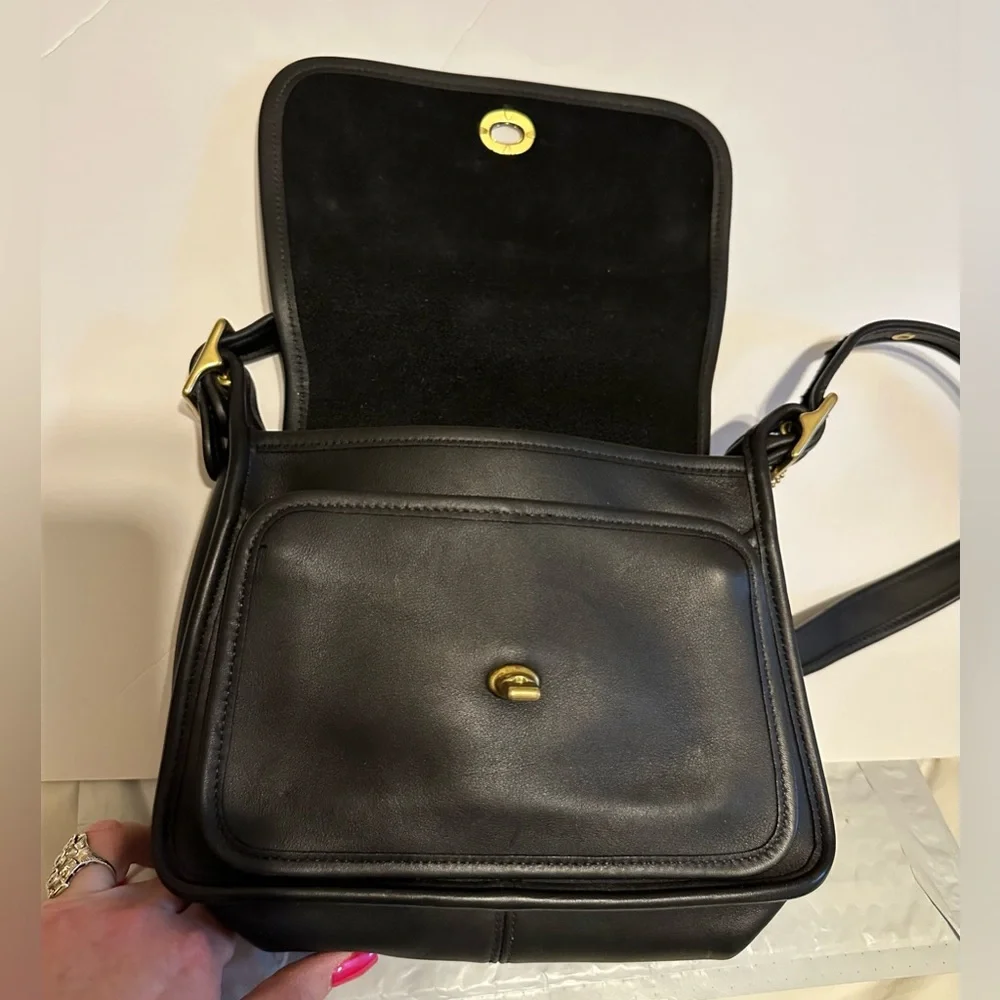 Vintage Coach Purse 9061 Rambler Legacy Black‎ Leather Crossbody Shoulder Bag - Picture 7 of 9